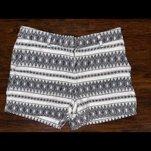 Artisan NY dressy shorts, size 2
